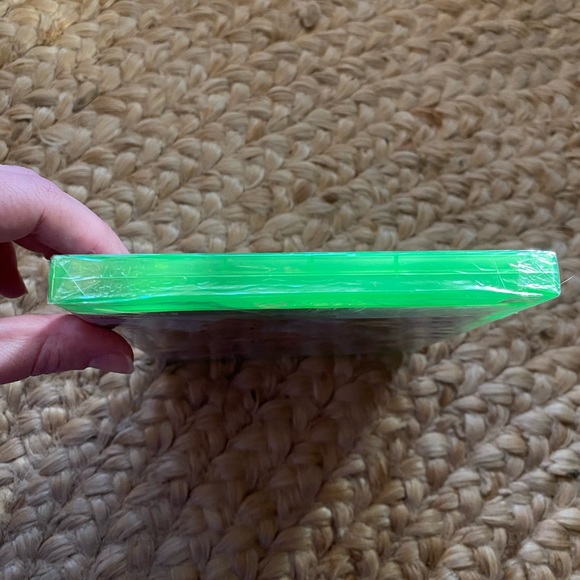 NEW NFL Madden 22 Microsoft Xbox Series X 4K Ultra HD HDR - Picture 7 of 7